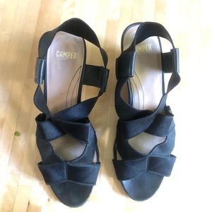 Camper wood wedge sandals